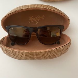 Maui Jim tail slide sunglasses polarized